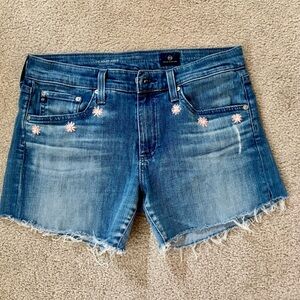 🌸 AG Adriano Goldschmied Blue Jean Shorts with Pink Embroidered flowers 🌸